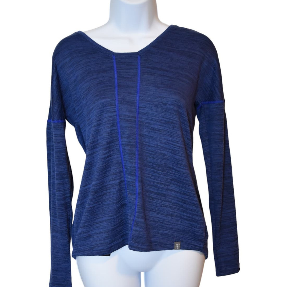 TITLE NINE Double time blue shirt V neck athleisure long sleeve shirt, size XS